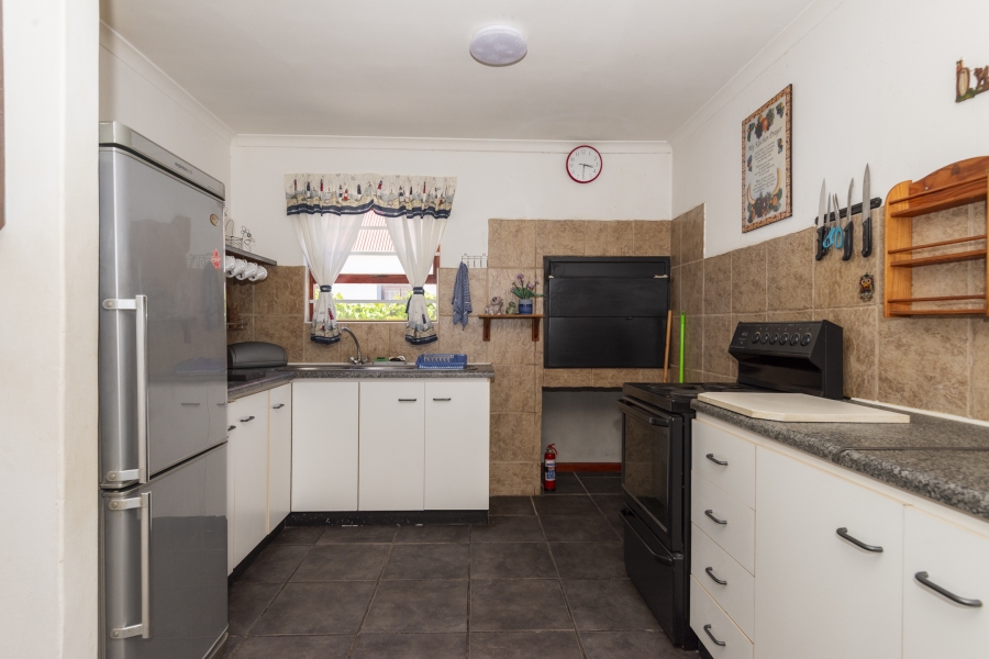 2 Bedroom Property for Sale in Skiathos Western Cape